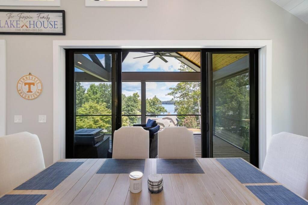 New Home, Dock, Kayaks, Game Room, Water Views Winchester エクステリア 写真