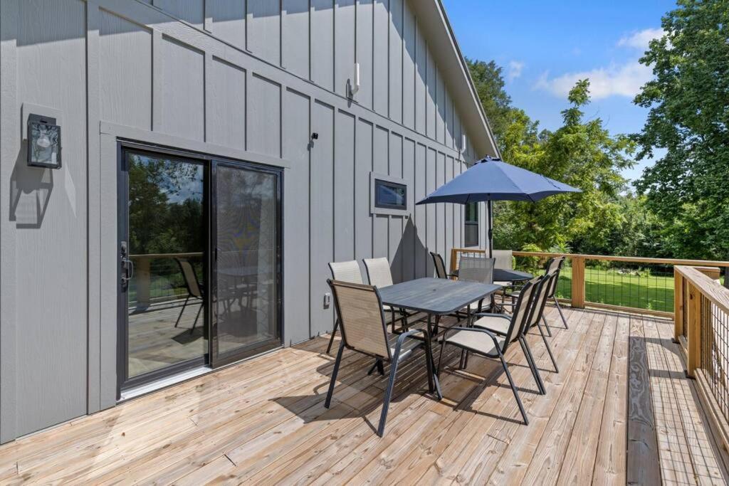 New Home, Dock, Kayaks, Game Room, Water Views Winchester エクステリア 写真