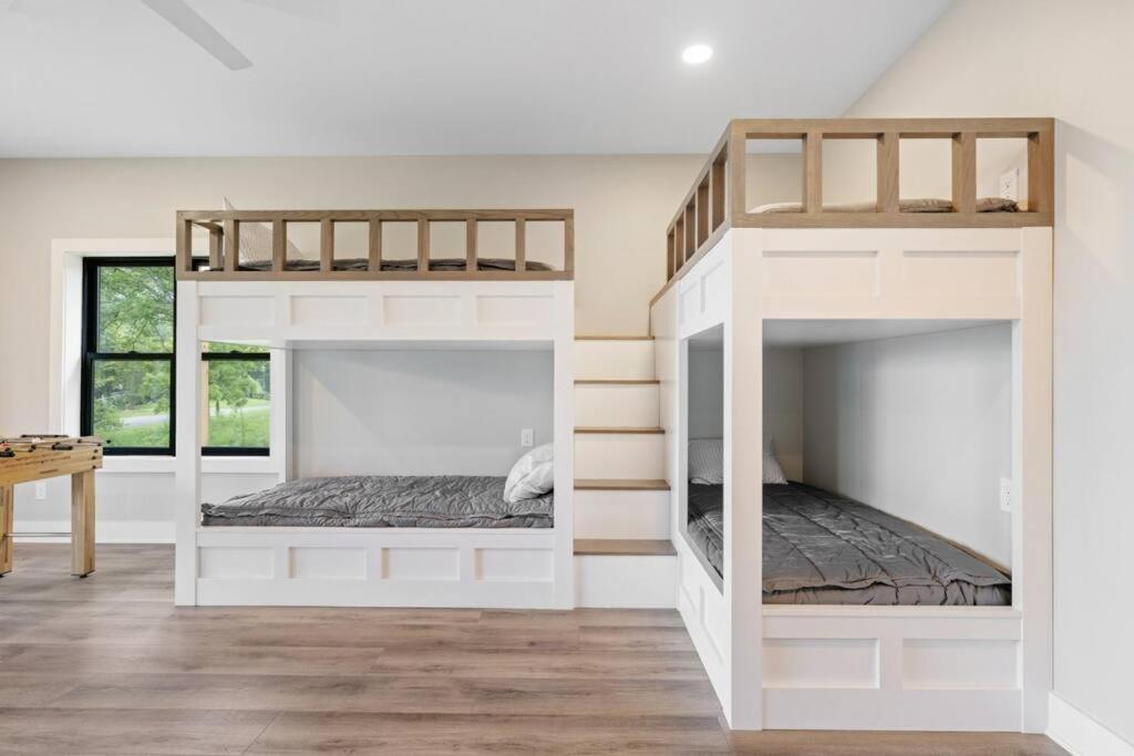 New Home, Dock, Kayaks, Game Room, Water Views Winchester エクステリア 写真